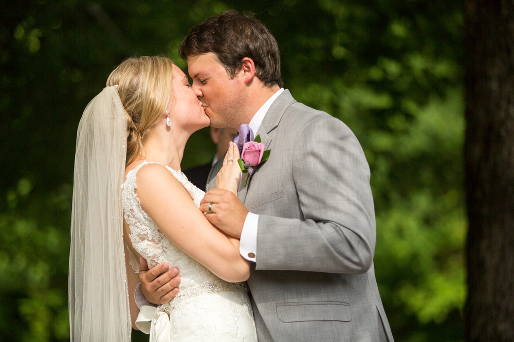 Allie + Tyler | Oaks at Salem Wedding | Raleigh Wedding Photographer